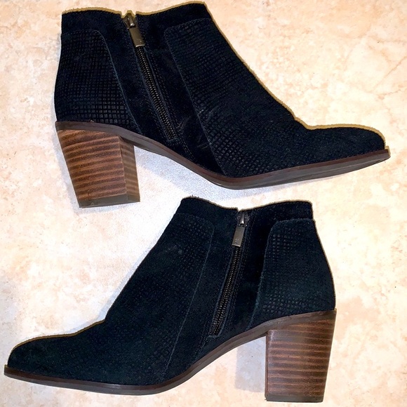 LUCKY BRAND ANKLE BOOTS - Picture 1 of 13